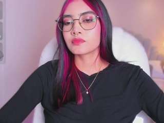 AzuraKindong live webcam show