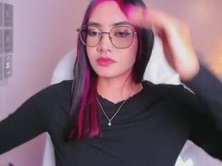 AzuraKindong live webcam show