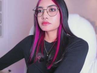 AzuraKindong live webcam show