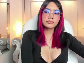 AzuraKindong's Live Sex Cam Show