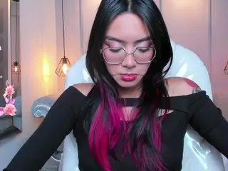 AzuraKindong's Live Sex Cam Show