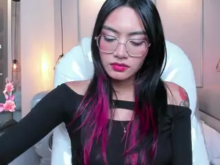 AzuraKindong's Live Sex Cam Show