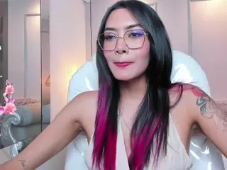 AzuraKindong's Live Sex Cam Show
