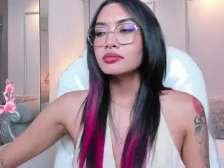 AzuraKindong's Live Sex Cam Show