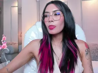 AzuraKindong's Live Sex Cam Show