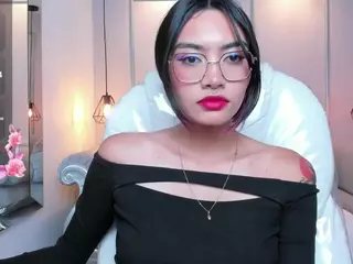 AzuraKindong's Live Sex Cam Show
