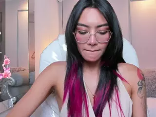 AzuraKindong's Live Sex Cam Show