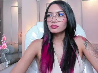 AzuraKindong's Live Sex Cam Show