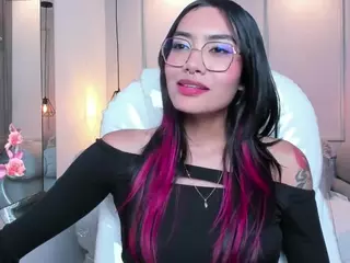 AzuraKindong's Live Sex Cam Show