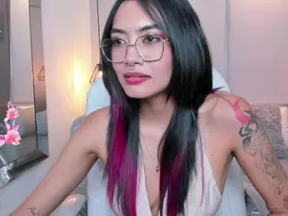 AzuraKindong's Live Sex Cam Show