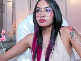 AzuraKindong's Live Sex Cam Show