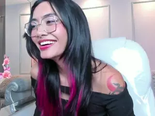AzuraKindong's Live Sex Cam Show