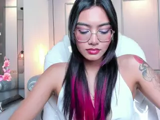AzuraKindong's Live Sex Cam Show