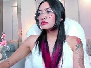 AzuraKindong's Live Sex Cam Show