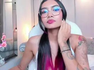 AzuraKindong's Live Sex Cam Show