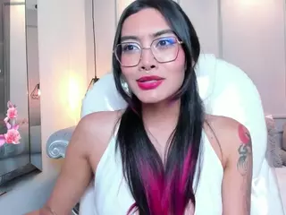 AzuraKindong's Live Sex Cam Show