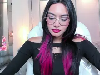 AzuraKindong's Live Sex Cam Show