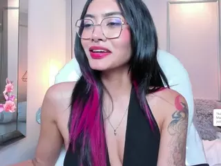 AzuraKindong's Live Sex Cam Show