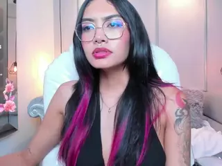 AzuraKindong's Live Sex Cam Show