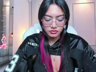 AzuraKindong's Live Sex Cam Show