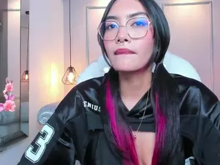 AzuraKindong's Live Sex Cam Show