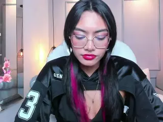 AzuraKindong's Live Sex Cam Show