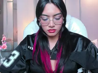 AzuraKindong's Live Sex Cam Show