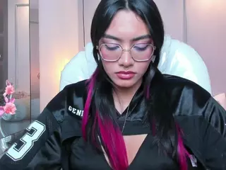 AzuraKindong's Live Sex Cam Show
