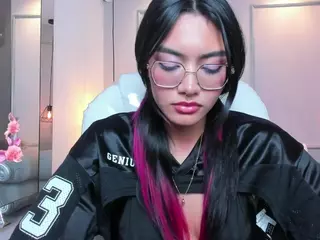 AzuraKindong's Live Sex Cam Show