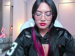 AzuraKindong's Live Sex Cam Show