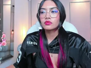 AzuraKindong's Live Sex Cam Show