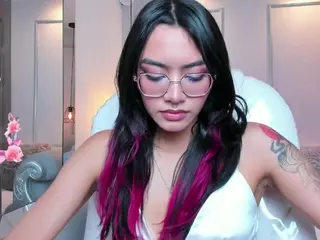 AzuraKindong's Live Sex Cam Show