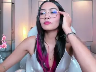 AzuraKindong's Live Sex Cam Show