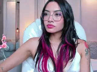 AzuraKindong's Live Sex Cam Show