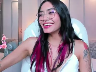 AzuraKindong's Live Sex Cam Show