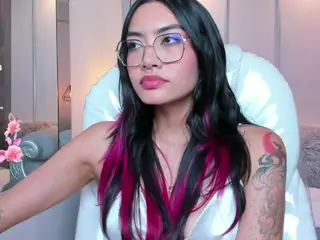 AzuraKindong's Live Sex Cam Show