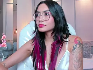 AzuraKindong's Live Sex Cam Show