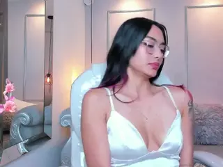 AzuraKindong's Live Sex Cam Show