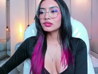 AzuraKindong's Live Sex Cam Show