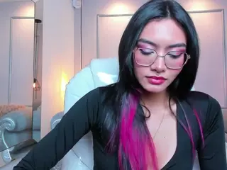 AzuraKindong's Live Sex Cam Show