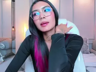 AzuraKindong's Live Sex Cam Show