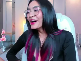 AzuraKindong's Live Sex Cam Show