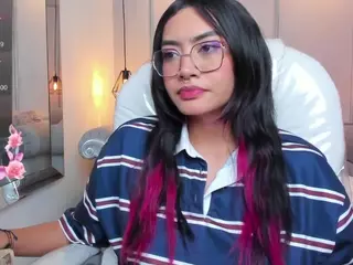AzuraKindong's Live Sex Cam Show
