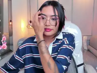 AzuraKindong's Live Sex Cam Show