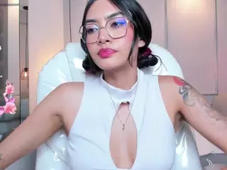 AzuraKindong's Live Sex Cam Show