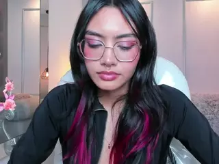 AzuraKindong's Live Sex Cam Show