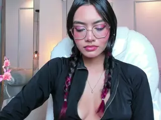 AzuraKindong's Live Sex Cam Show