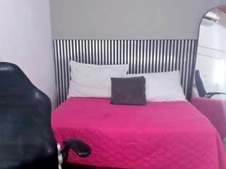 natashajurado Live Webcam on CamSoda