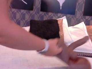 sharomross webcam model