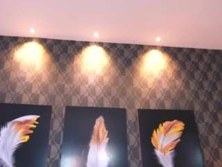 SharomRoss live webcam show